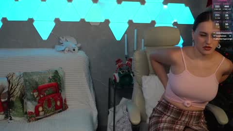 LeslieKorfs online show from 12.04.24