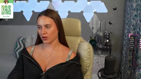 LeslieKorfs online show from 09.19.25