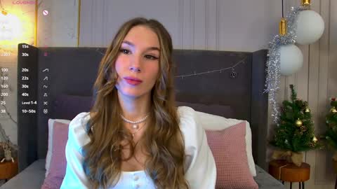 Leslie online show from 12.31.24