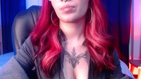 Less  online show from 01.25.25