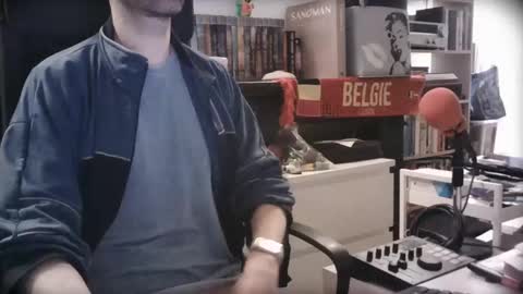 Vampiro Diurno online show from 12.03.24