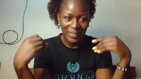 Snapshot of letecia557422 chatting on 01.16.25 Letecia557422 online show from 01.16.25