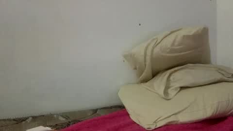 leticiabruselas online show from 04.30.26