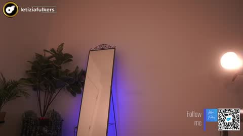 Snapshot of letiziafulkers1 chatting on 01.15.25 Letizia Fulkers online show from 01.15.25