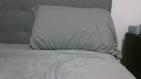 lets_play143 online show from 10.02.25