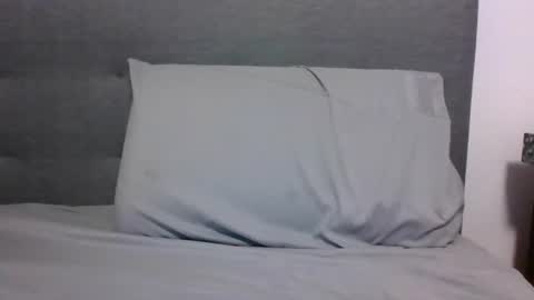 lets_play143 online show from 10.19.25