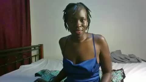 Snapshot of lettipetite56 chatting on 10.11.25 letti online show from 10.11.25