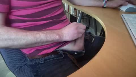 Snapshot of leukurrt chatting on 03.02.26 leukurrt online show from 03.02.26