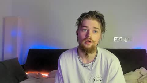 Snapshot of lev_miller chatting on 03.04.26 lev_miller online show from 03.04.26