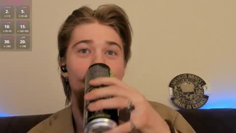 Snapshot of lev_miller chatting on 03.29.26 lev_miller online show from 03.29.26