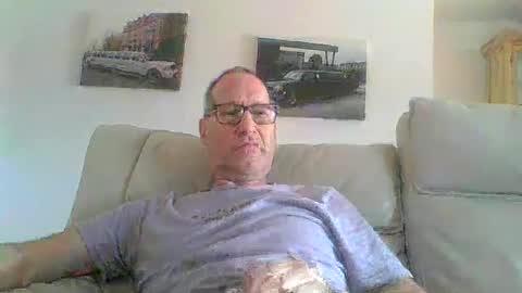 Snapshot of levensgenieters2 chatting on 02.18.25 levensgenieters2 online show from 02.18.25