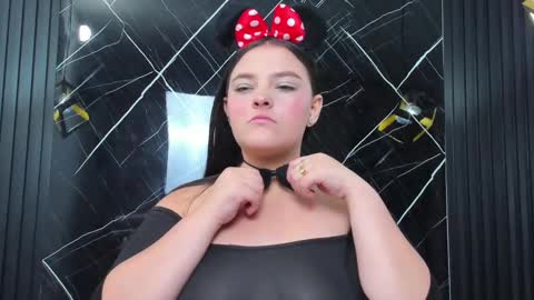 Snapshot of lexa_lust chatting on 10.07.25 Lexa  online show from 10.07.25