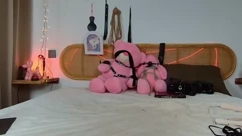 Lexa Raven online show from 06.17.26