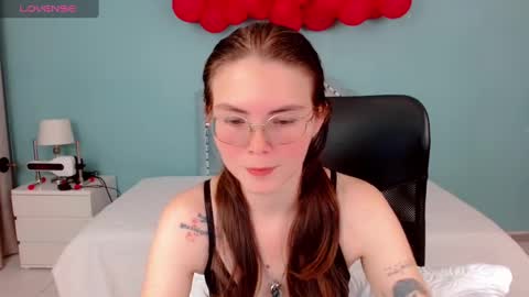 Lexas Room online show from 09.16.25