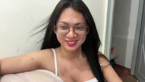 Hev Lexi online show from 03.04.25