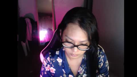 Hev Lexi online show from 09.11.25