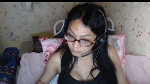Hev Lexi online show from 05.23.26