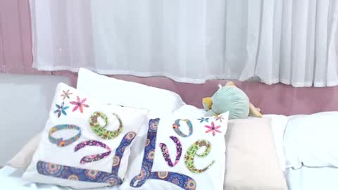 Snapshot of lexi_bloom chatting on 01.30.25 Gabrielle online show from 01.30.25