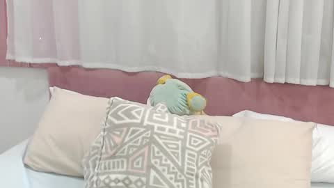 Snapshot of lexi_bloom chatting on 02.24.25 Gabrielle online show from 02.24.25
