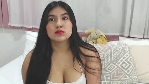 Snapshot of lexi_bloom chatting on 03.02.25 Gabrielle online show from 03.02.25