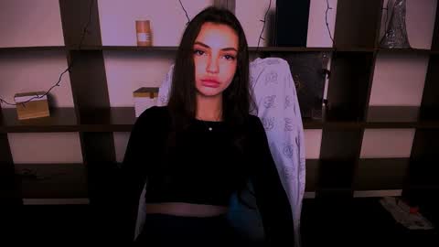 Alexia online show from 12.18.24