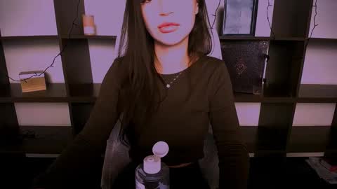 Alexia online show from 12.20.24