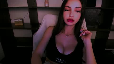 Alexia online show from 01.06.25