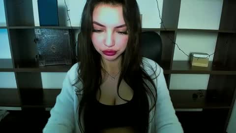 Alexia online show from 01.24.25