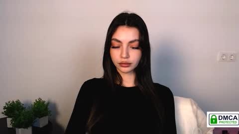 Alexia online show from 10.13.25