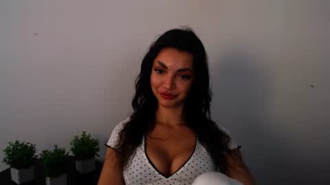 Alexia online show from 07.04.26