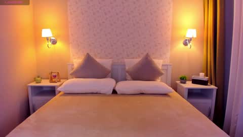 Snapshot of lexi_split chatting on 01.19.25 Lexi GTM2 MonWedThurSatSun 1000am-400pm online show from 01.19.25