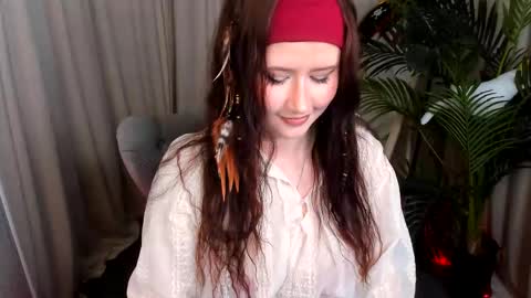 Vicki online show from 10.31.25