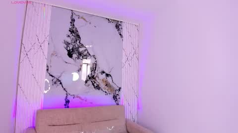 Lexi  Derek online show from 10.02.25