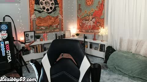 Lexi Smith online show from 12.06.24