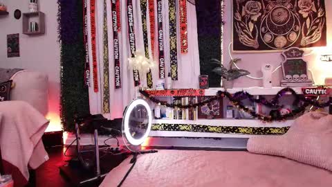 Snapshot of lexibby69 chatting on 10.29.25 Lexi Smith online show from 10.29.25