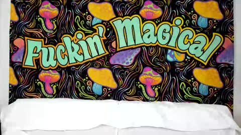 Snapshot of lexie_mack chatting on 10.27.25 Lexie Mack online show from 10.27.25