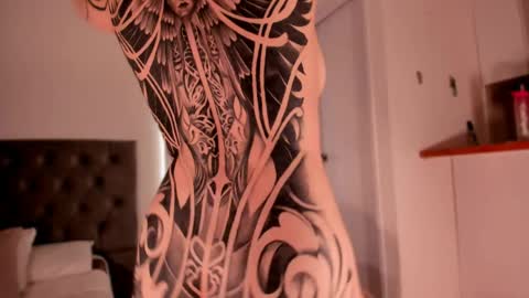 LEXIE online show from 04.21.26