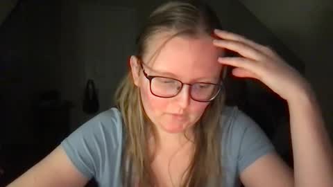 Snapshot of lexielilacs chatting on 01.10.25 lexie online show from 01.10.25