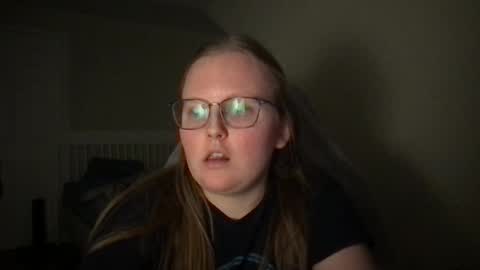 Snapshot of lexielilacs chatting on 02.20.25 lexie online show from 02.20.25