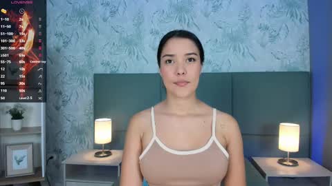 Lexie Thompson  online show from 10.23.25