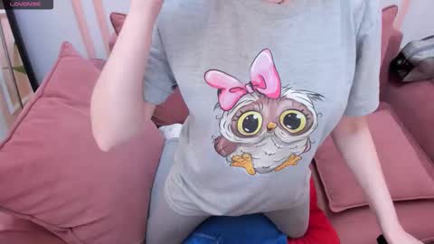 Snapshot of lexihoward chatting on 09.22.25 Lexi online show from 09.22.25