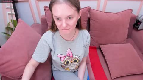 Snapshot of lexihoward chatting on 10.08.25 Lexi online show from 10.08.25