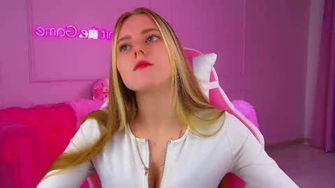 Lexi online show from 09.25.25