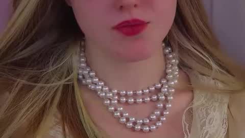 Lexi online show from 12.13.25