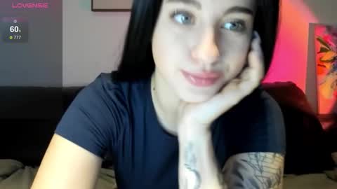 Lexi online show from 11.22.25