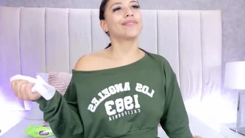 lexxi_gb online show from 10.14.25