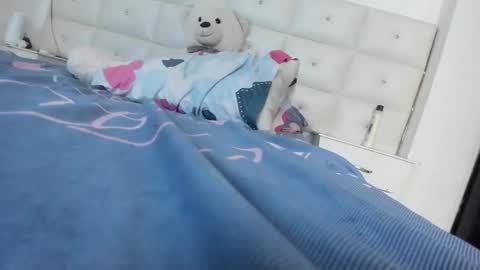 Snapshot of lexxi_ross chatting on 12.30.24 LEXXI online show from 12.30.24