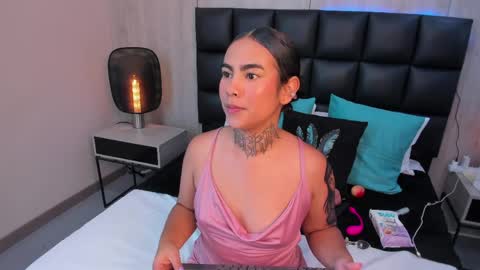 LEXY  online show from 04.28.26