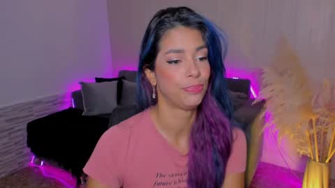 Snapshot of lexy_fox2 chatting on 01.21.25 Lexy online show from 01.21.25