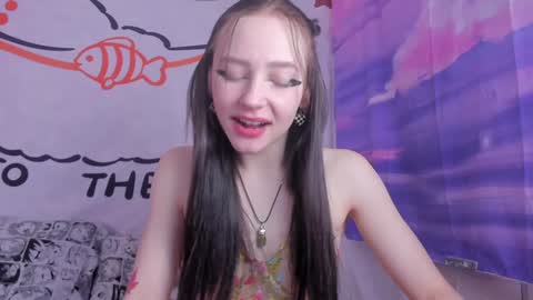 Snapshot of lexy_l0vy chatting on 12.06.24 LexxxY online show from 12.06.24